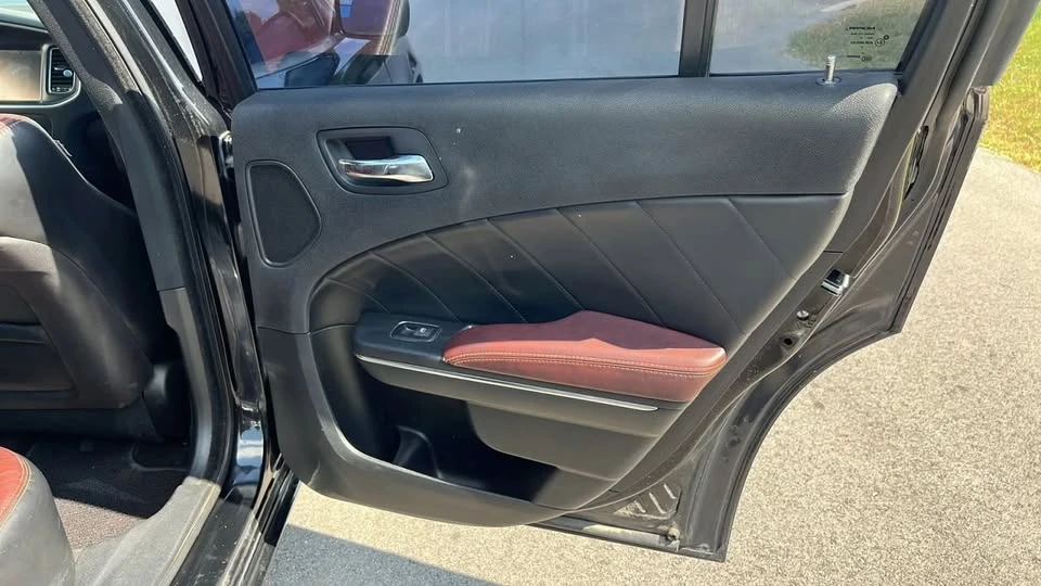2014 Dodge Charger 7th Gen - Image 18 of 20