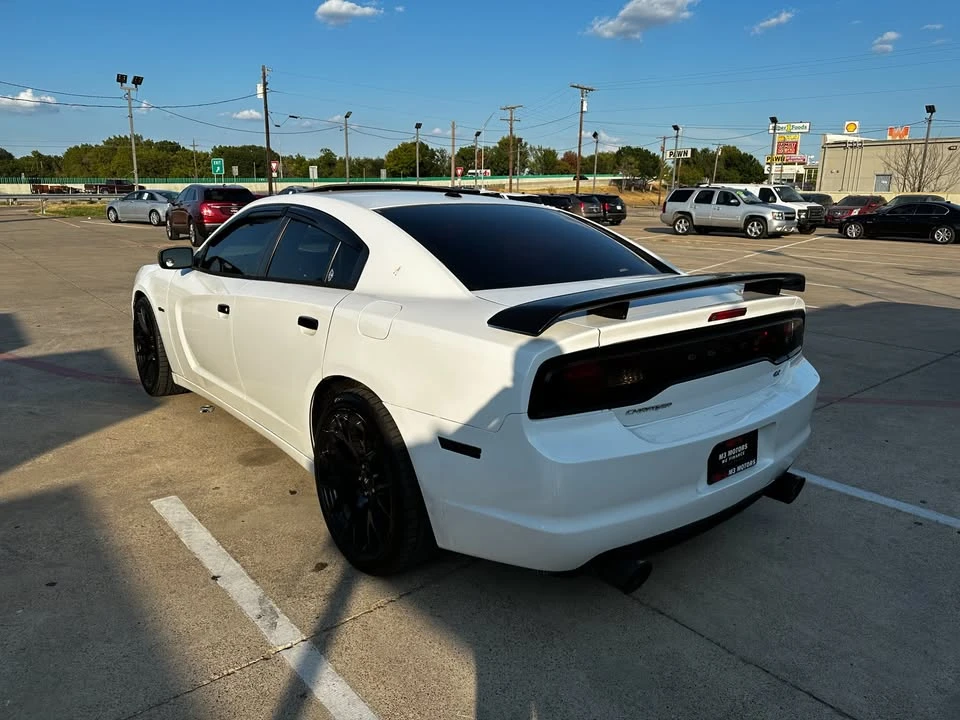 2014 Dodge Charger 7th Gen - Image 4 of 20