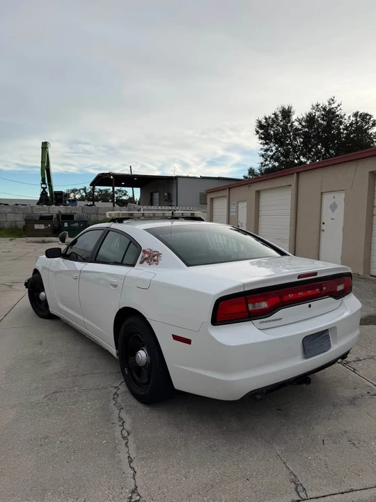2014 Dodge Charger 7th Gen - Image 2 of 20