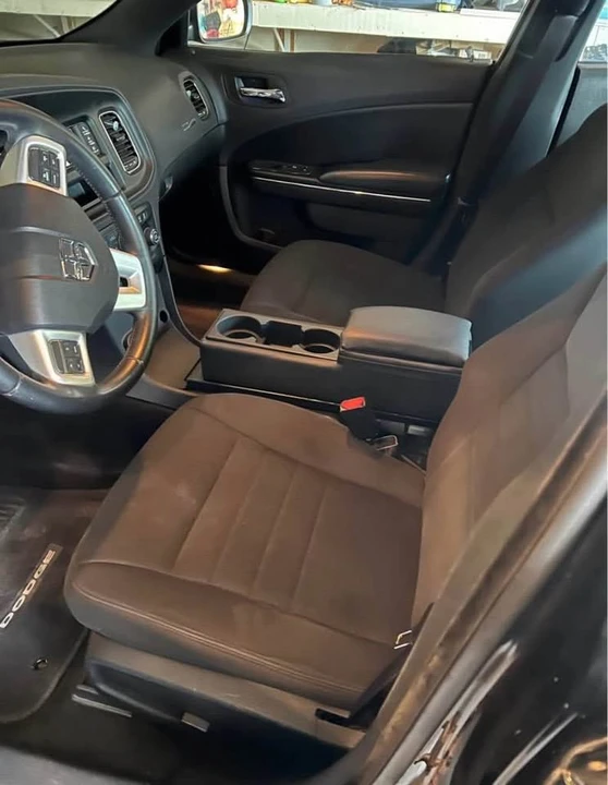 2014 Dodge Charger 7th Gen - Image 4 of 7