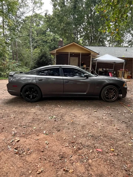 2014 Dodge Charger 7th Gen - Image 4 of 5