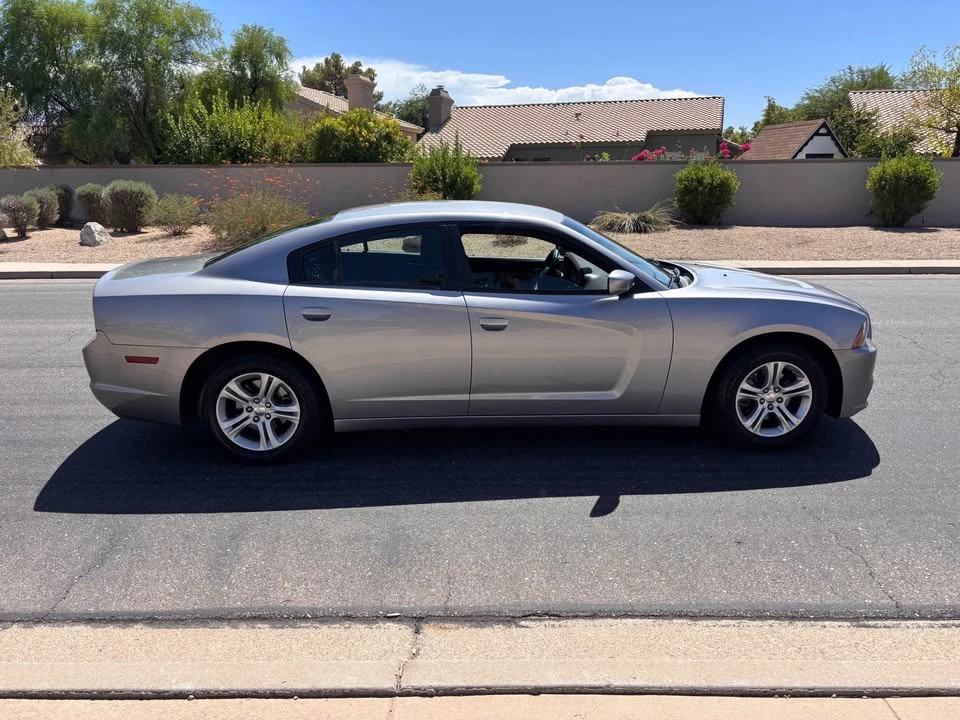 2014 Dodge Charger 7th Gen - Image 7 of 17