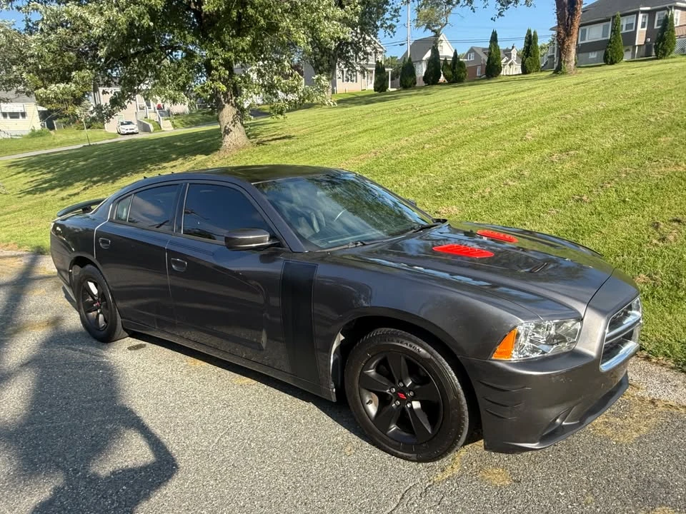 2014 Dodge Charger 7th Gen - Image 2 of 10