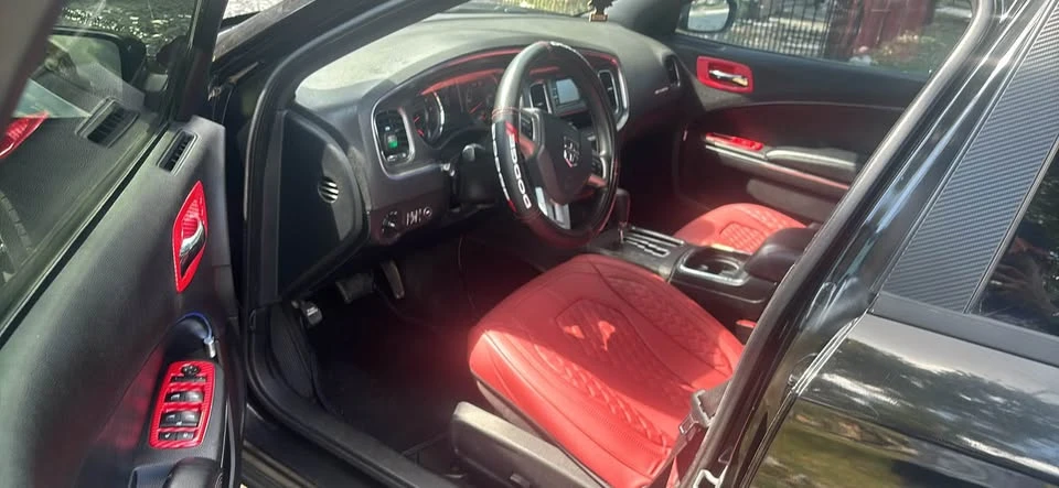 2014 Dodge Charger 7th Gen - Image 2 of 8