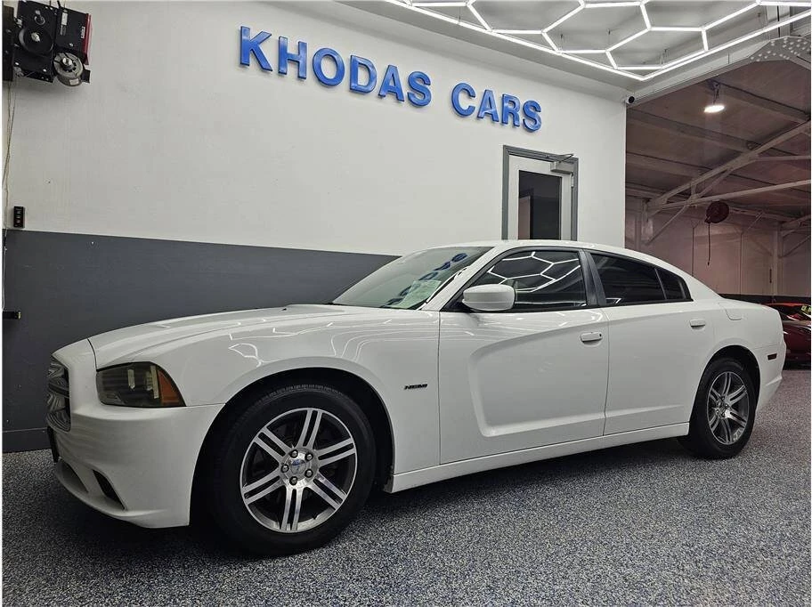 2014 Dodge Charger 7th Gen - Image 2 of 20