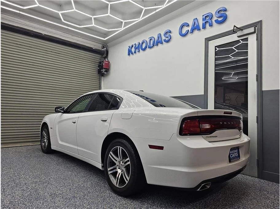 2014 Dodge Charger 7th Gen - Image 3 of 20