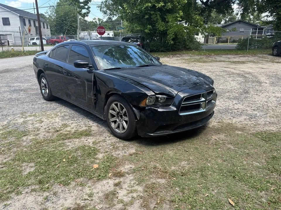 2014 Dodge Charger 7th Gen - Image 3 of 14
