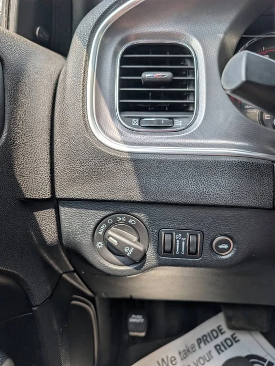 2014 Dodge Charger 7th Gen - Image 15 of 20