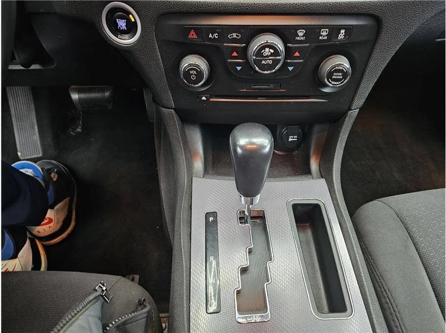 2014 Dodge Charger 7th Gen - Image 18 of 20