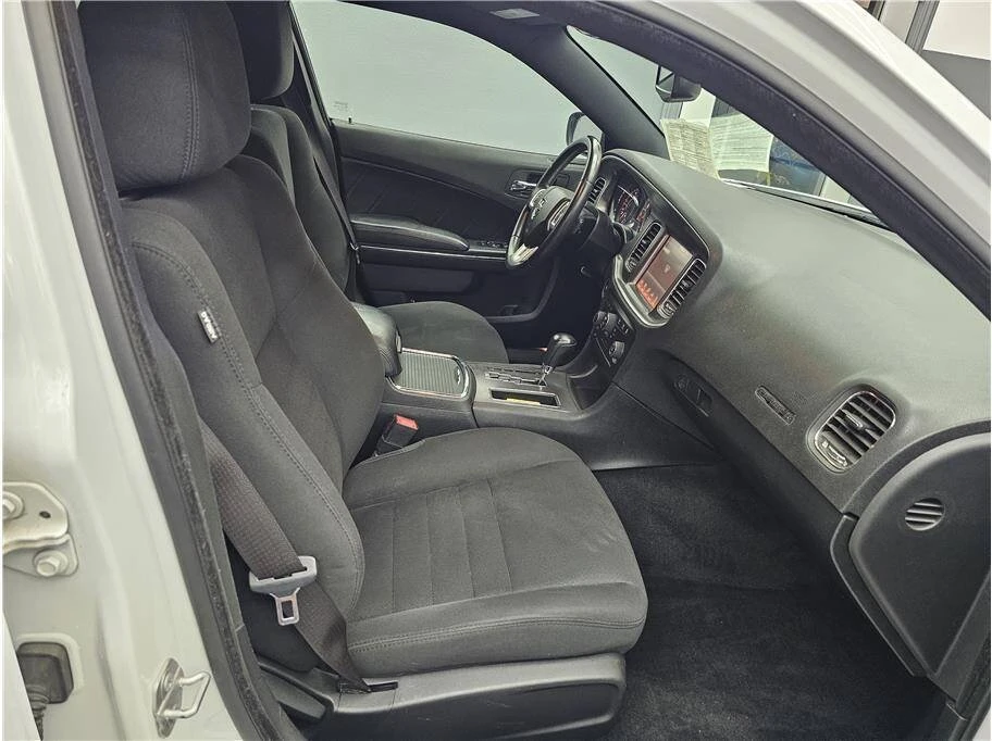 2014 Dodge Charger 7th Gen - Image 14 of 20