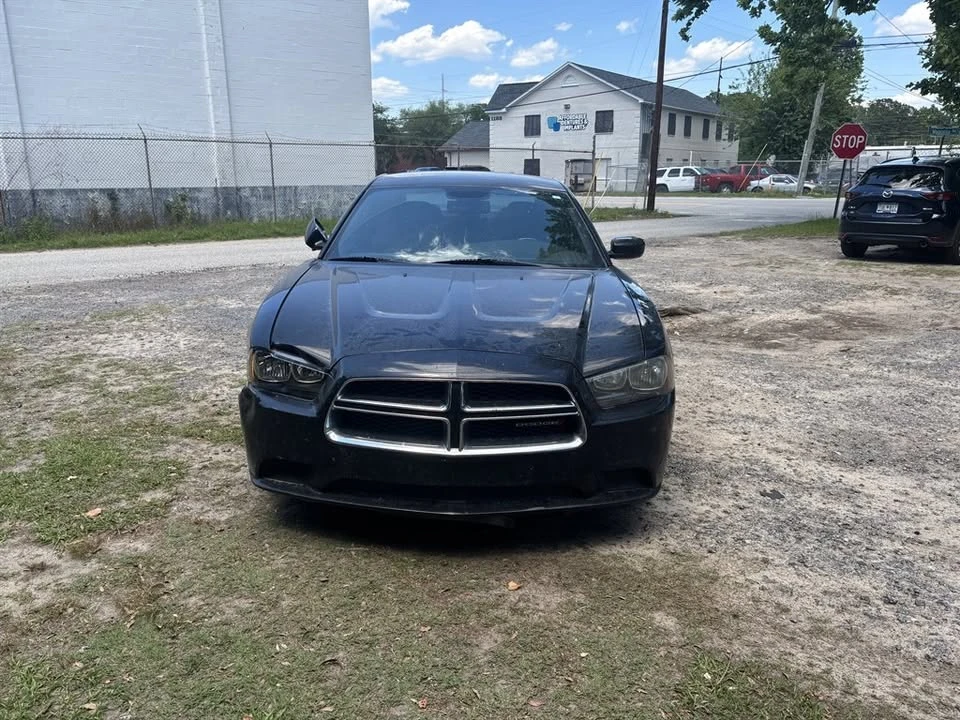 2014 Dodge Charger 7th Gen - Image 2 of 14