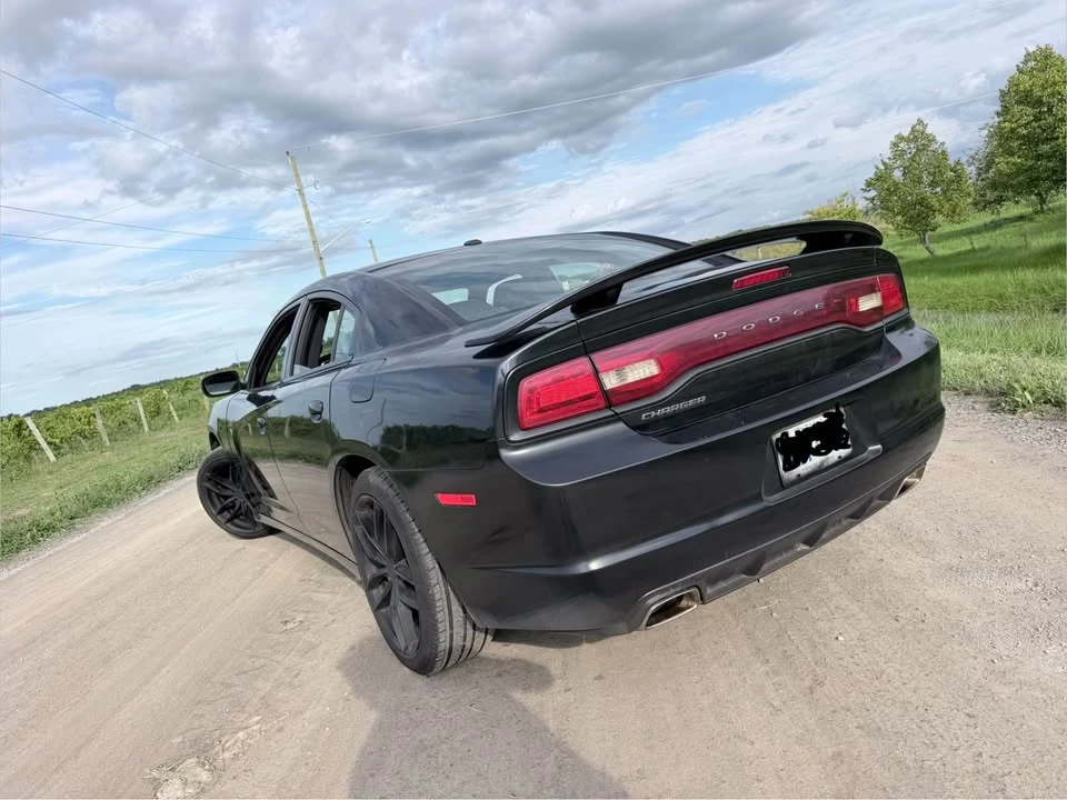 2014 Dodge Charger 7th Gen - Image 7 of 9