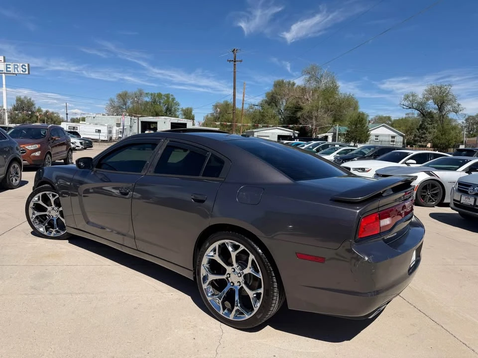 2014 Dodge Charger 7th Gen - Image 5 of 18
