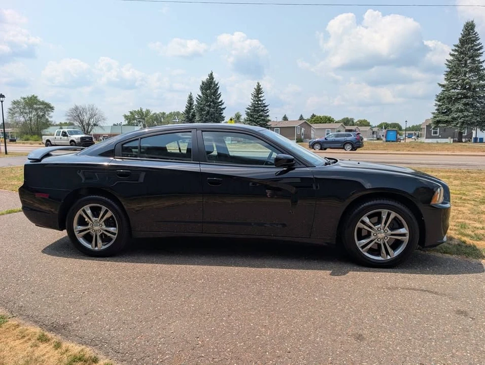 2014 Dodge Charger 7th Gen - Image 5 of 20