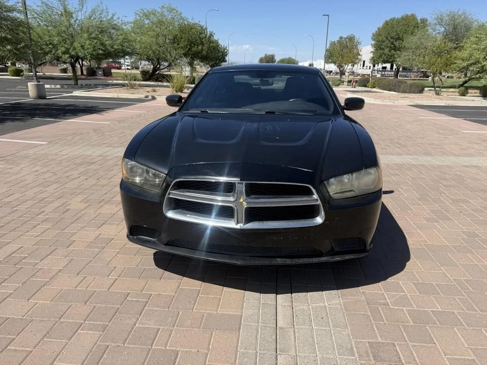 2014 Dodge Charger 7th Gen - Image 2 of 10