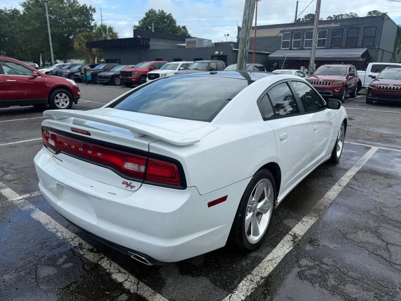 2014 Dodge Charger 7th Gen - Image 4 of 7