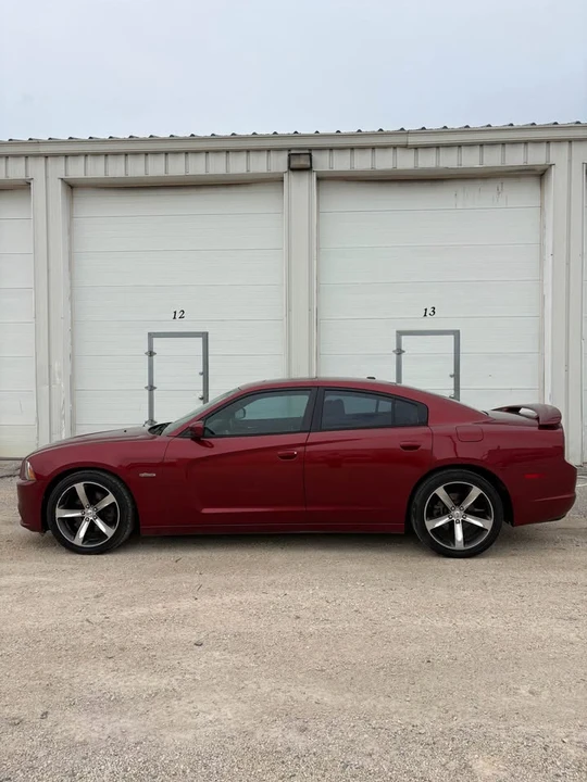 2014 Dodge Charger 7th Gen - Image 11 of 17