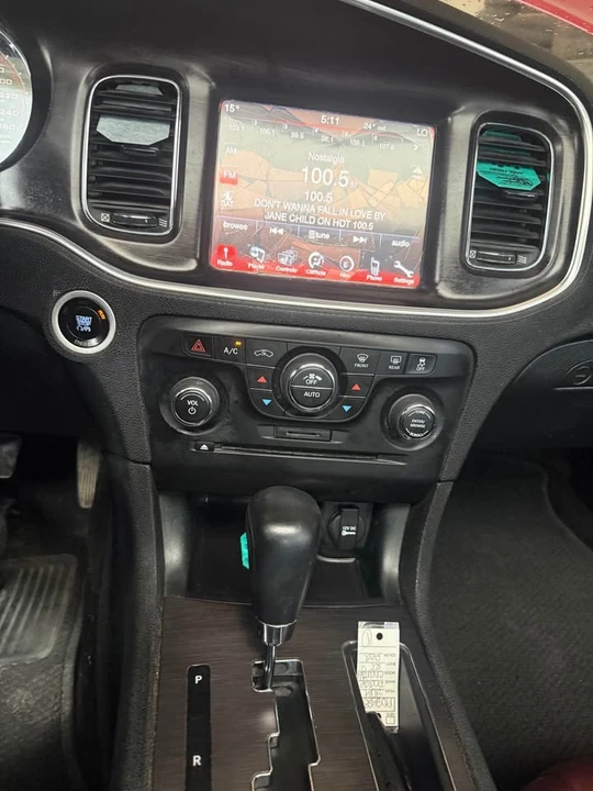 2014 Dodge Charger 7th Gen - Image 14 of 17