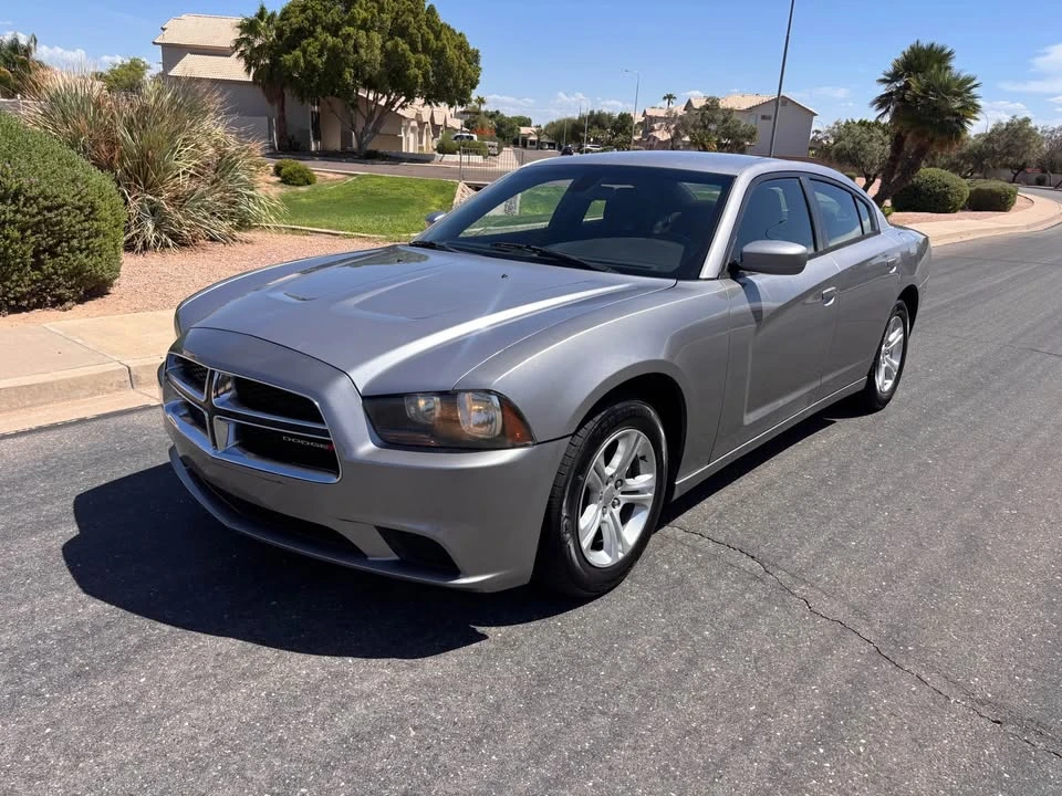 2014 Dodge Charger 7th Gen - Image 4 of 17