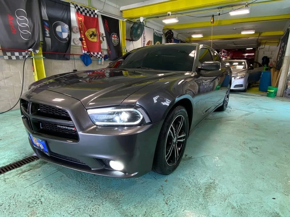 2014 Dodge Charger 7th Gen - Image 2 of 20