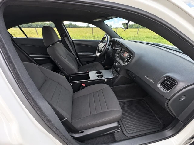 2014 Dodge Charger 7th Gen - Image 4 of 11