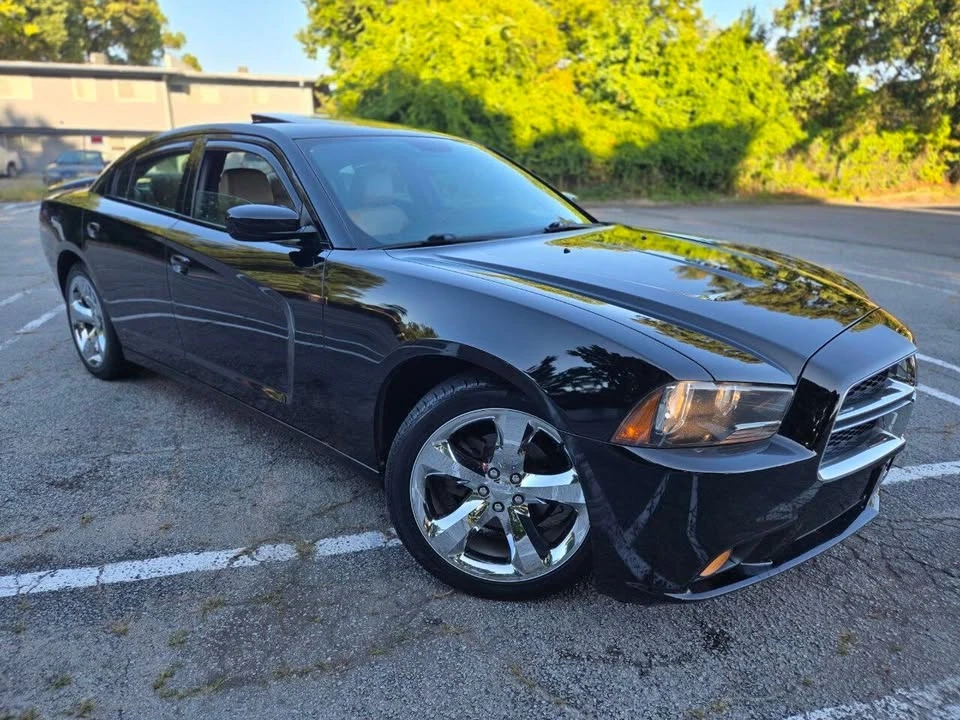 2014 Dodge Charger 7th Gen - Image 2 of 20