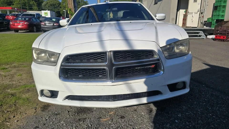 2014 Dodge Charger 7th Gen - Image 5 of 7