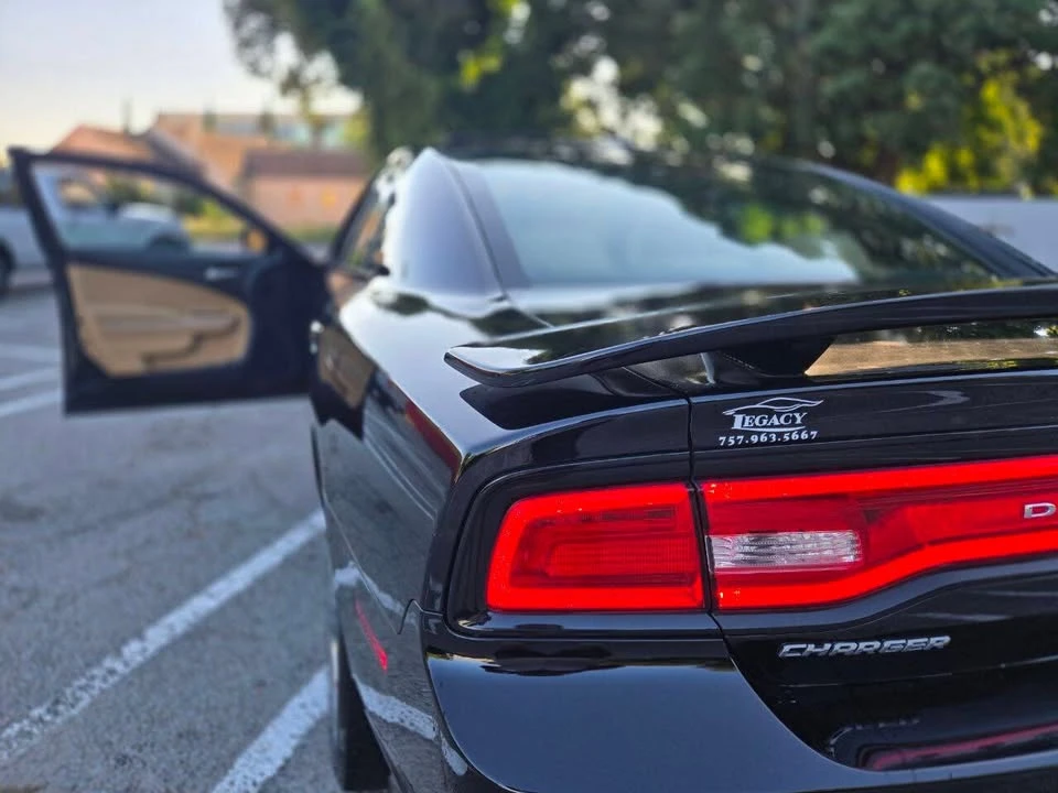 2014 Dodge Charger 7th Gen - Image 9 of 20