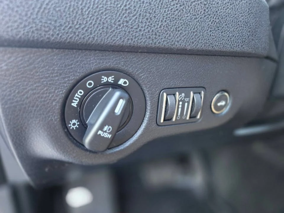 2014 Dodge Charger 7th Gen - Image 20 of 20