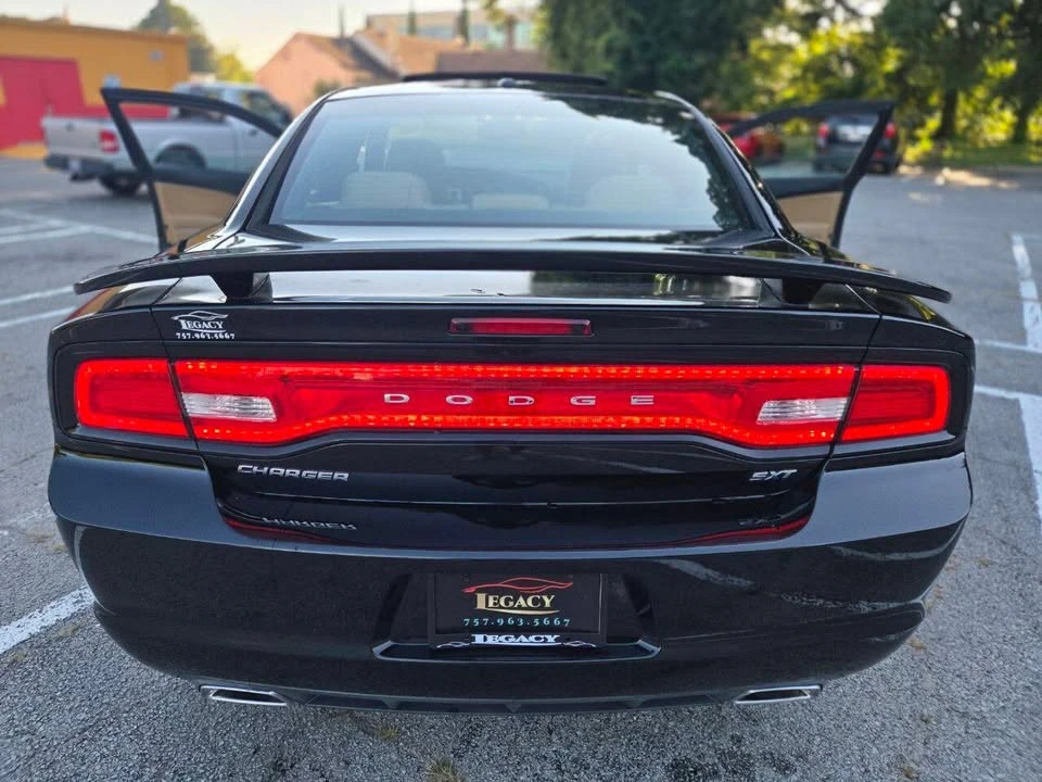 2014 Dodge Charger 7th Gen - Image 8 of 20