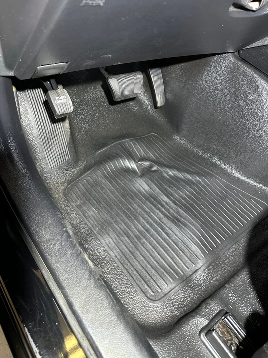 2014 Dodge Charger 7th Gen - Image 19 of 30
