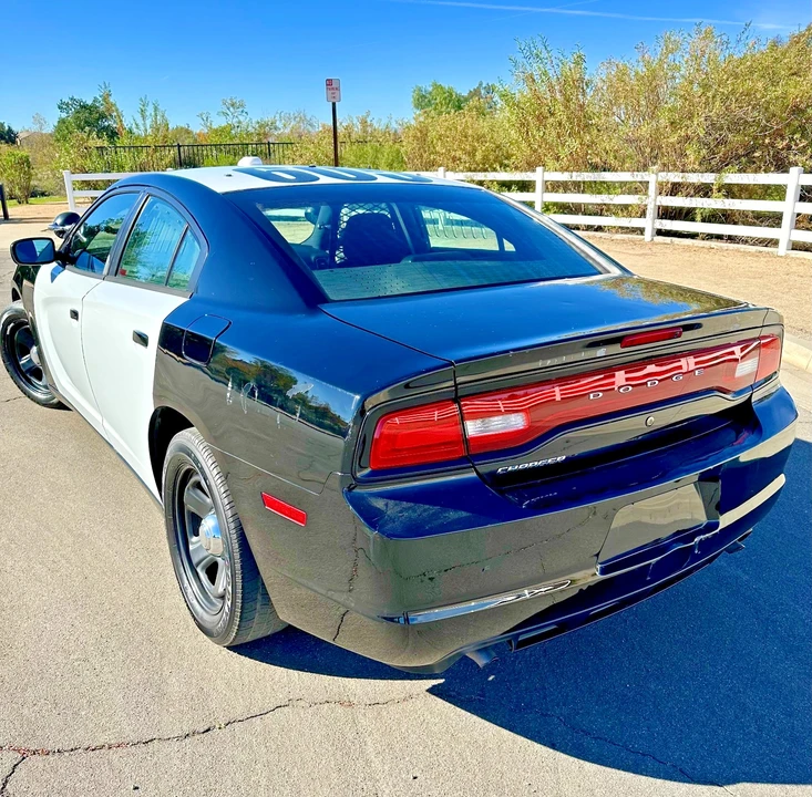 2014 Dodge Charger 7th Gen - Image 3 of 30