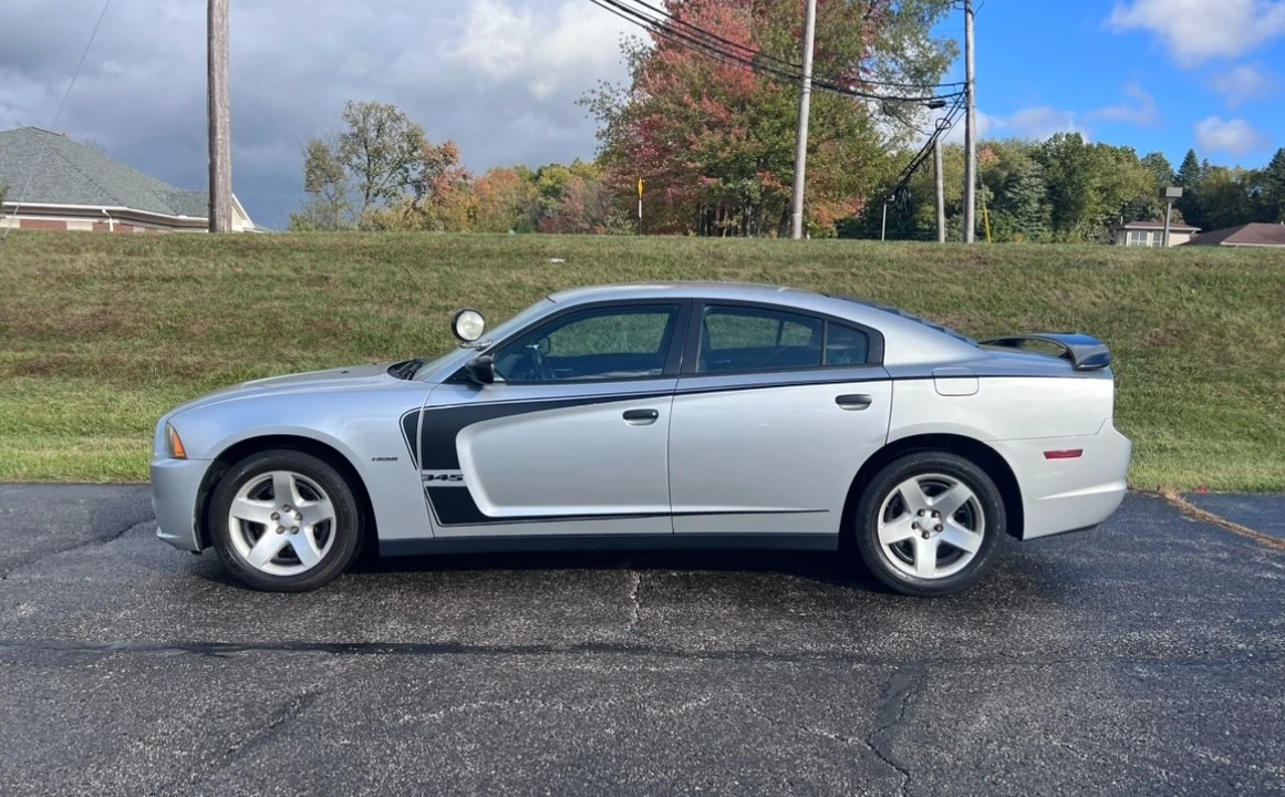 2014 Dodge Charger 7th Gen - Image 4 of 15