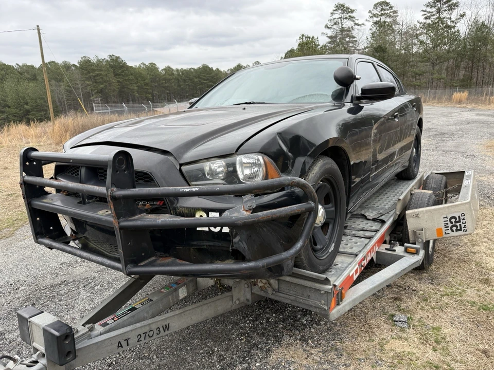 2014 Dodge Charger 7th Gen - Image 4 of 9