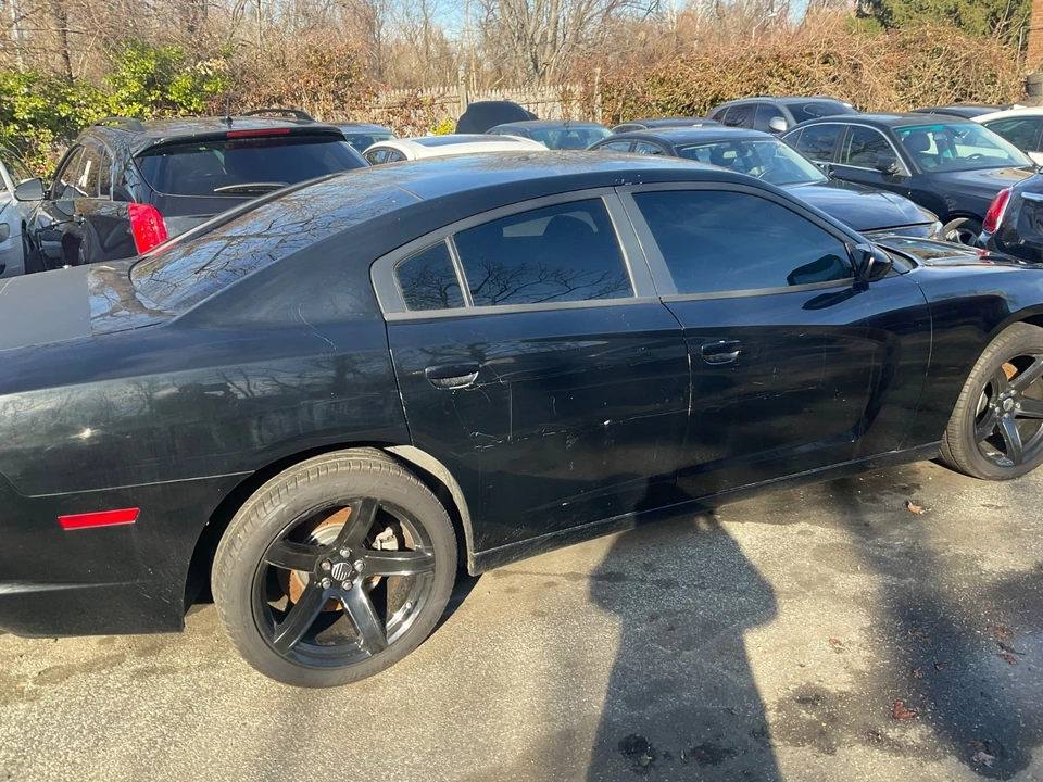 2014 Dodge Charger 6th Gen - Image 15 of 20
