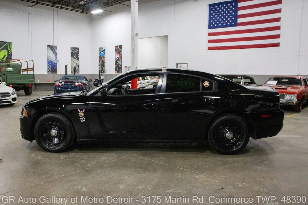 2014 Dodge Charger 6th Gen - Image 3 of 12