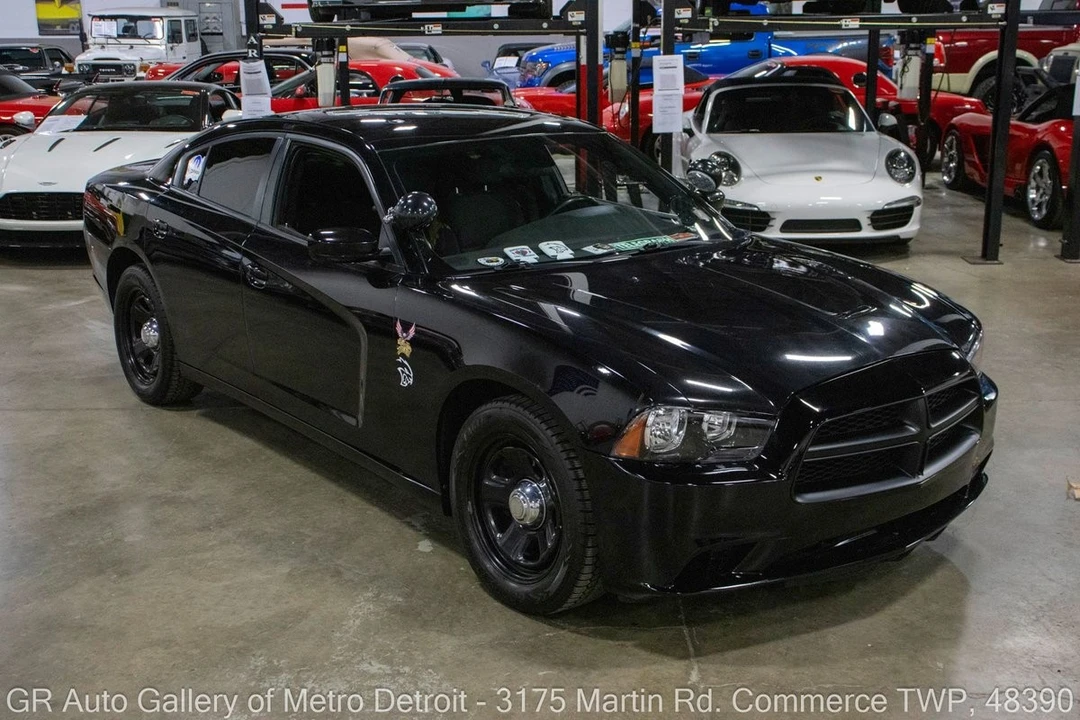 2014 Dodge Charger 6th Gen - Image 9 of 12