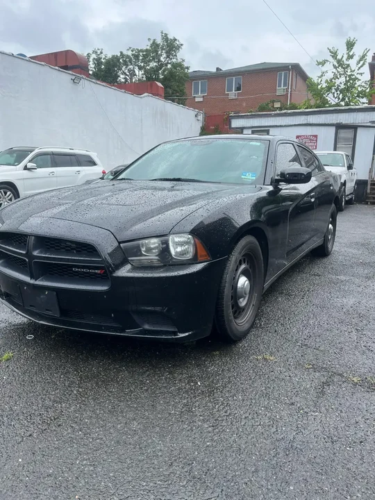 2014 Dodge Charger 7th Gen - Image 2 of 10