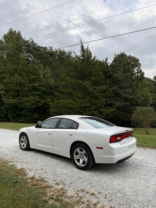 2014 Dodge Charger 7th Gen - Image 4 of 7
