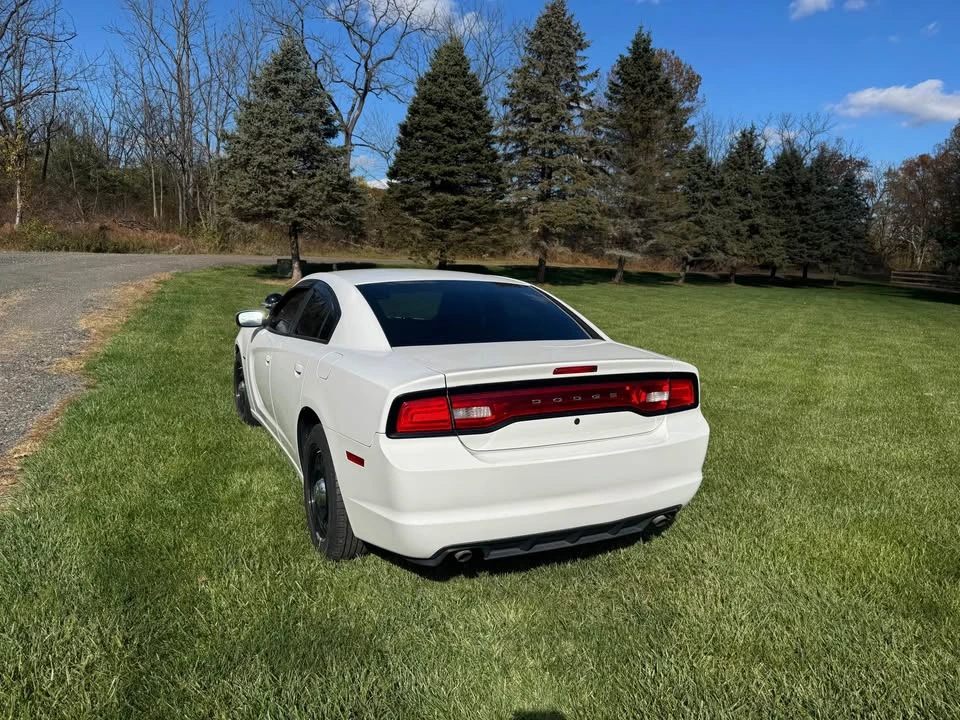 2014 Dodge Charger 7th Gen - Image 4 of 8