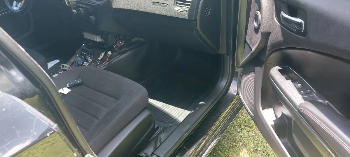 2014 Dodge Charger 7th Gen - Image 8 of 13