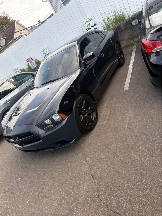 2014 Dodge Charger 7th Gen - Image 2 of 5