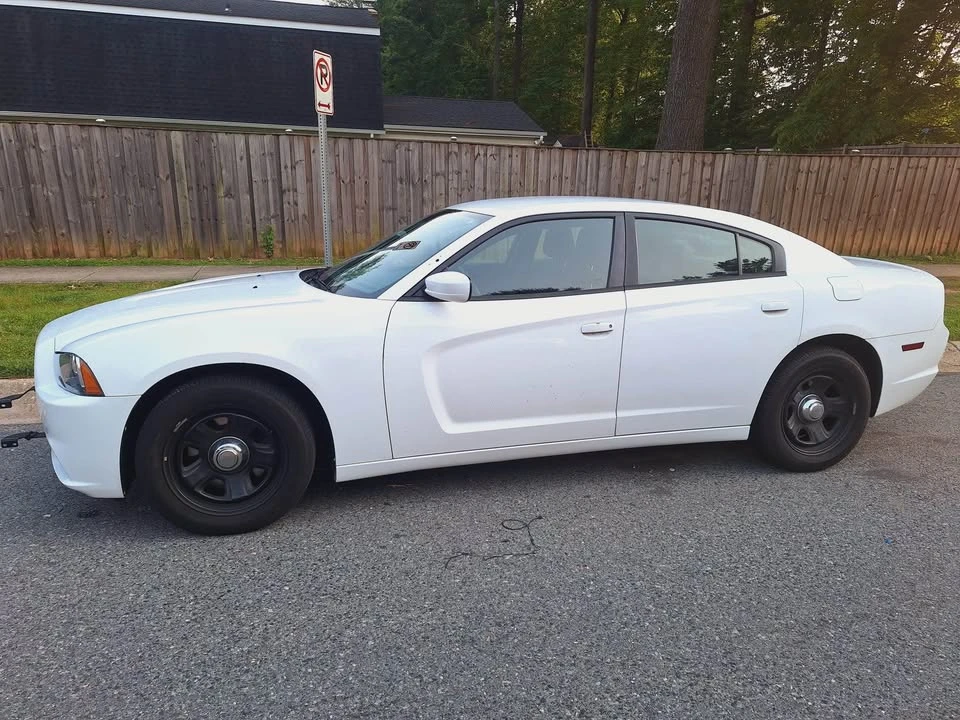 2014 Dodge Charger 7th Gen - Image 7 of 8