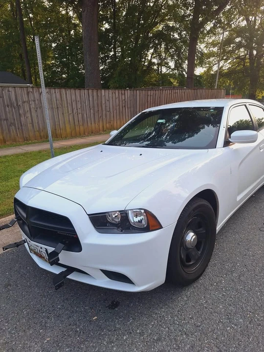 2014 Dodge Charger 7th Gen - Image 2 of 8