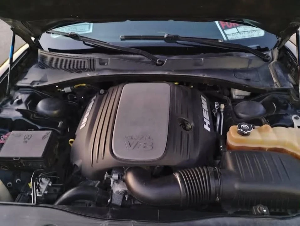 2014 Dodge Charger 7th Gen - Image 9 of 10