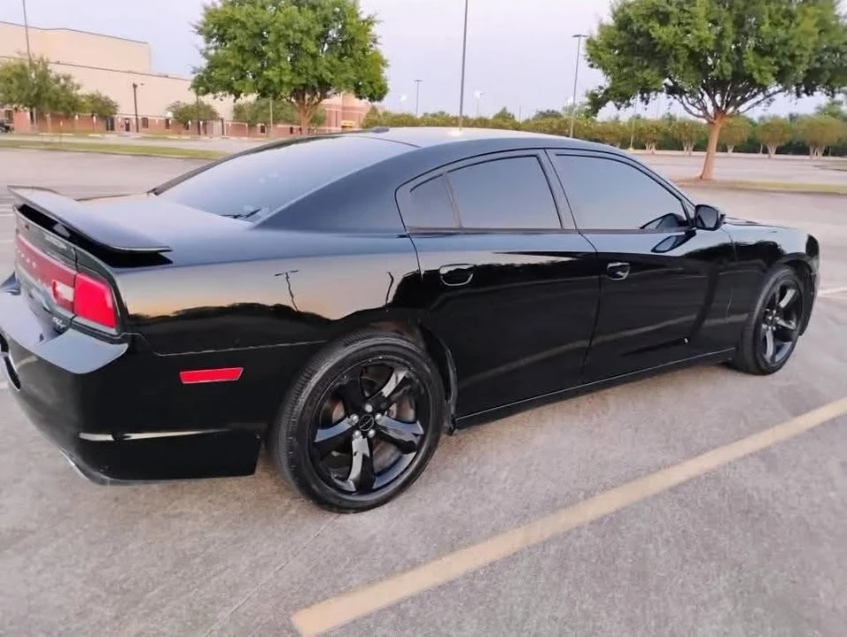 2014 Dodge Charger 7th Gen - Image 7 of 10
