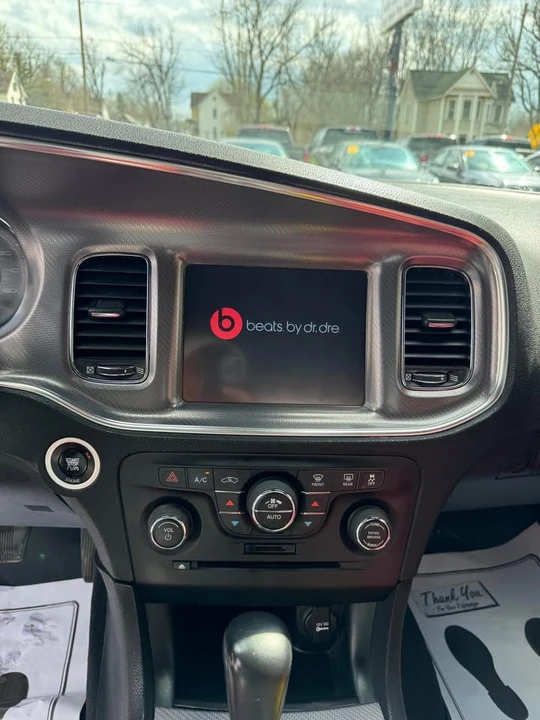 2014 Dodge Charger 7th Gen - Image 15 of 17