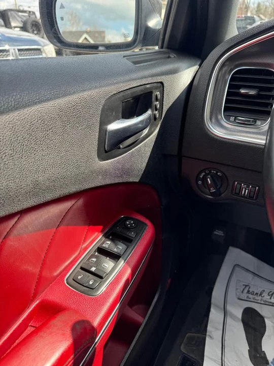 2014 Dodge Charger 7th Gen - Image 10 of 17