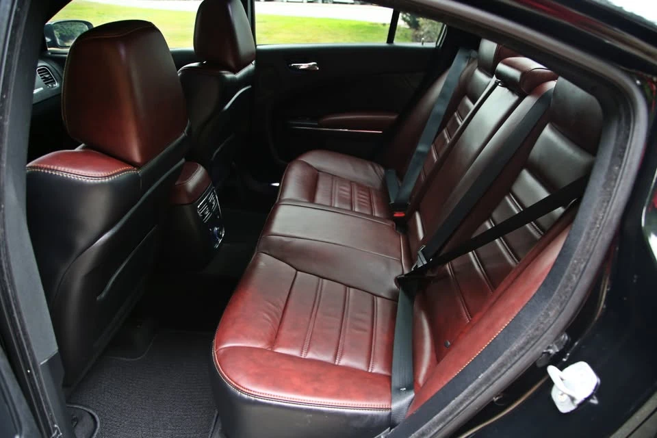 2014 Dodge Charger 7th Gen - Image 10 of 20