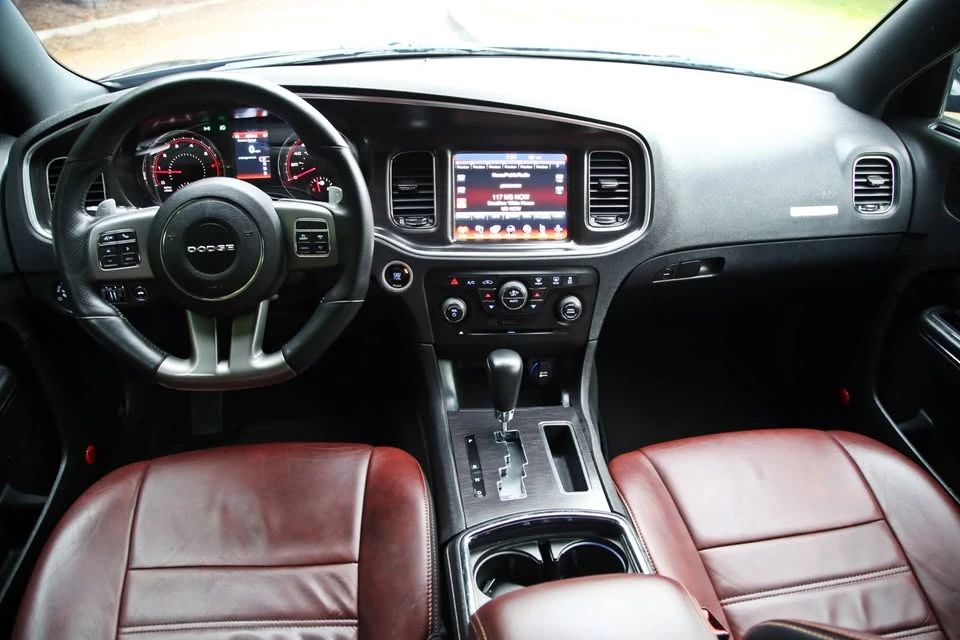 2014 Dodge Charger 7th Gen - Image 13 of 20